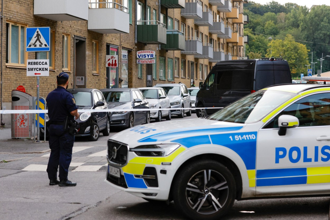 Pucnjava kod Ambasade Izraela u Stokholmu! Privedeno nekoliko osoba, među njima i dečak (14)